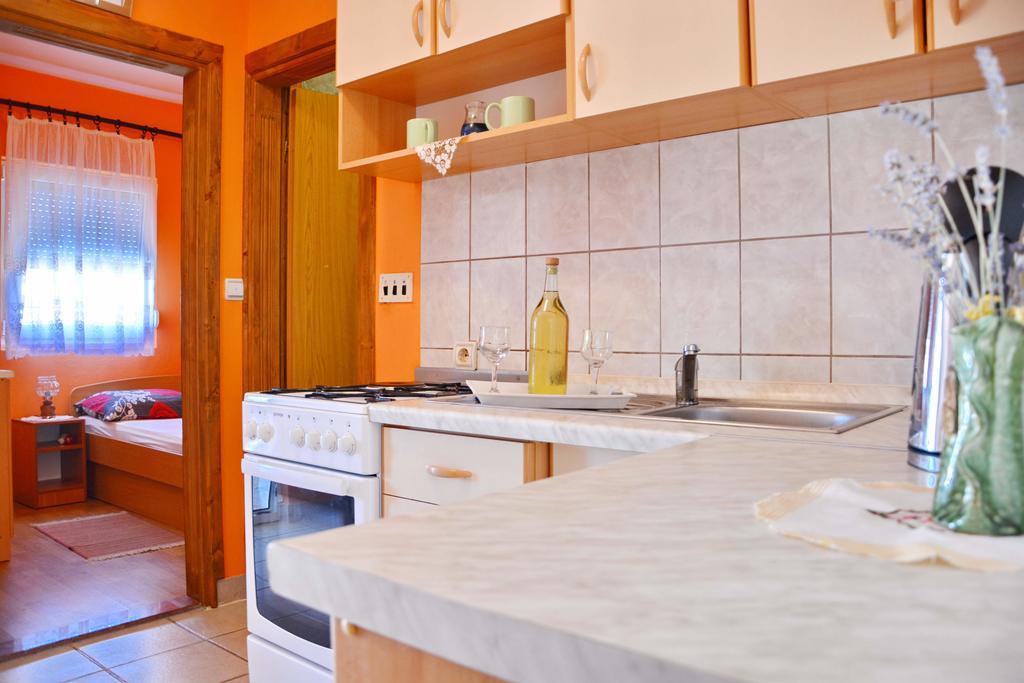 Apartments Sandra Vir Extérieur photo