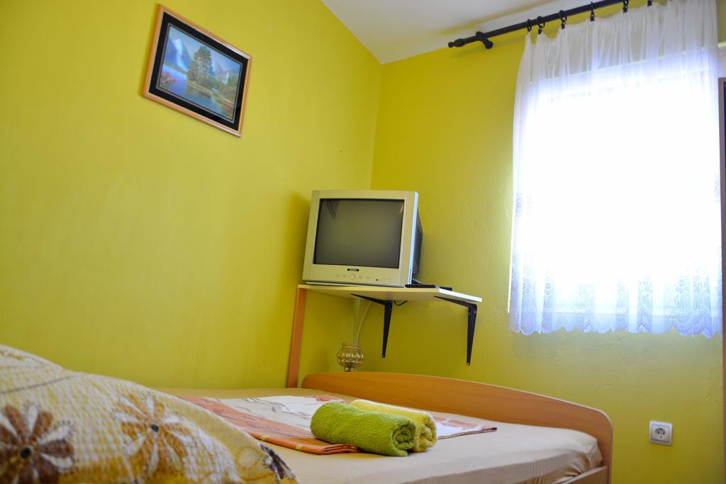 Apartments Sandra Vir Extérieur photo
