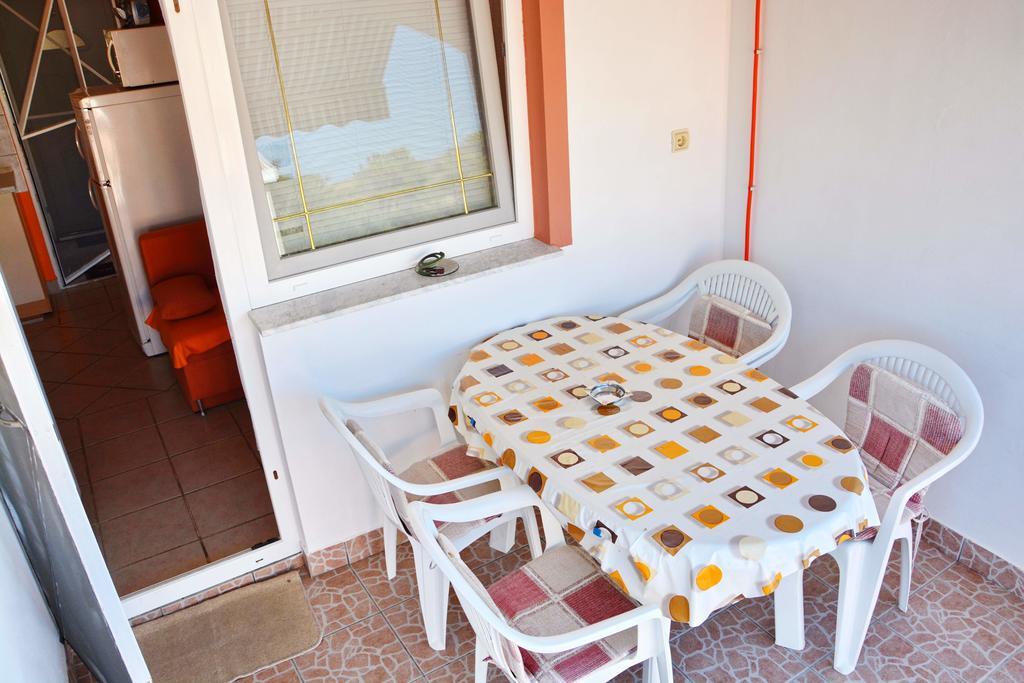 Apartments Sandra Vir Extérieur photo