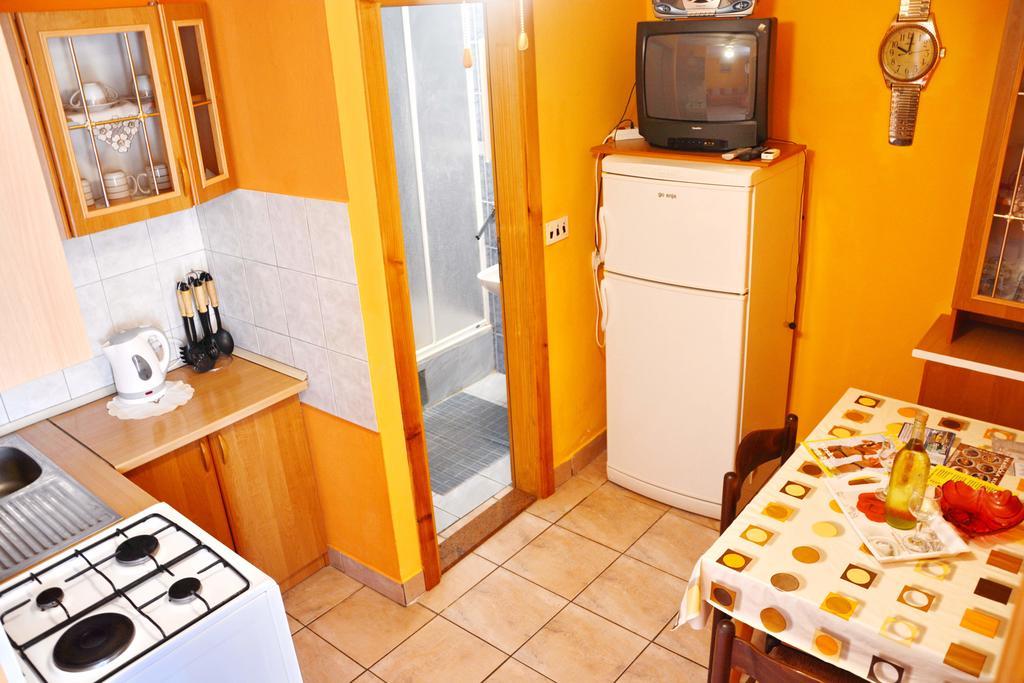 Apartments Sandra Vir Extérieur photo