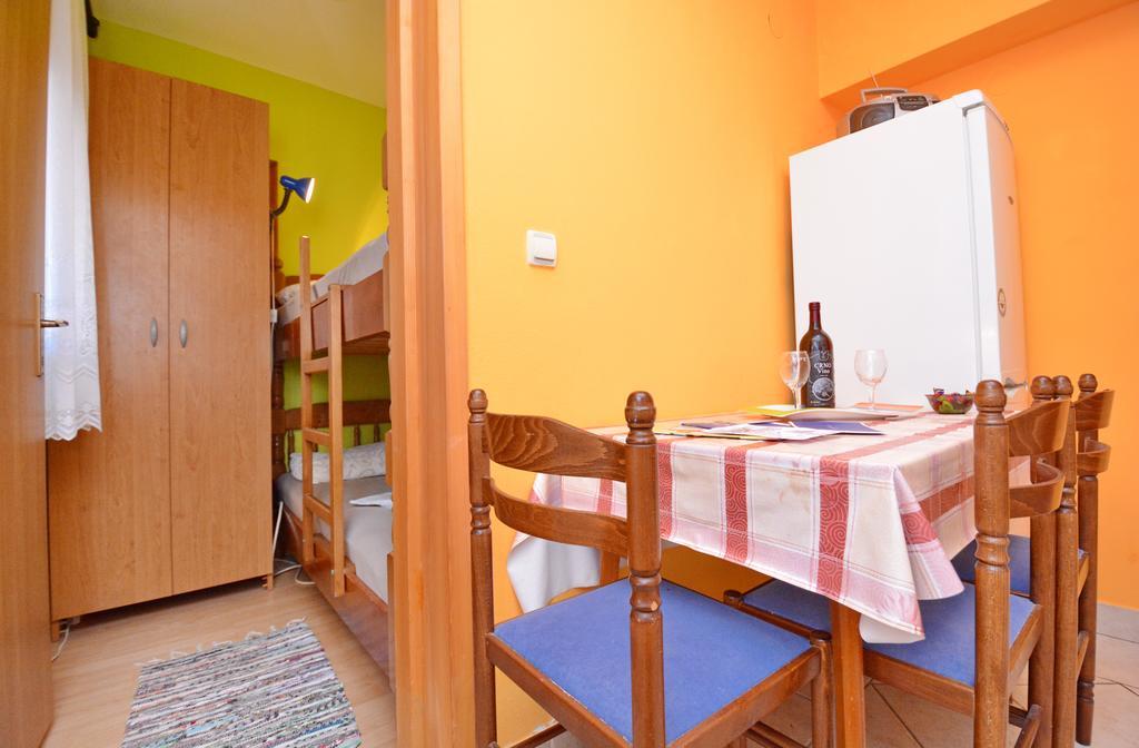 Apartments Sandra Vir Extérieur photo