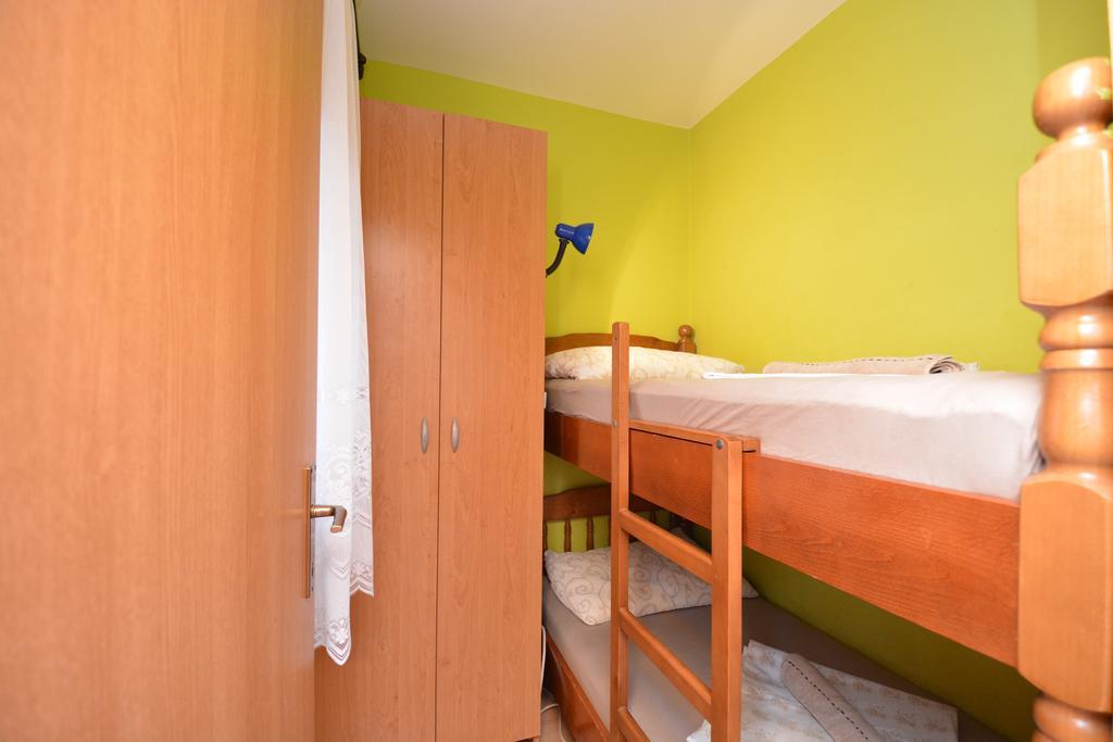 Apartments Sandra Vir Extérieur photo
