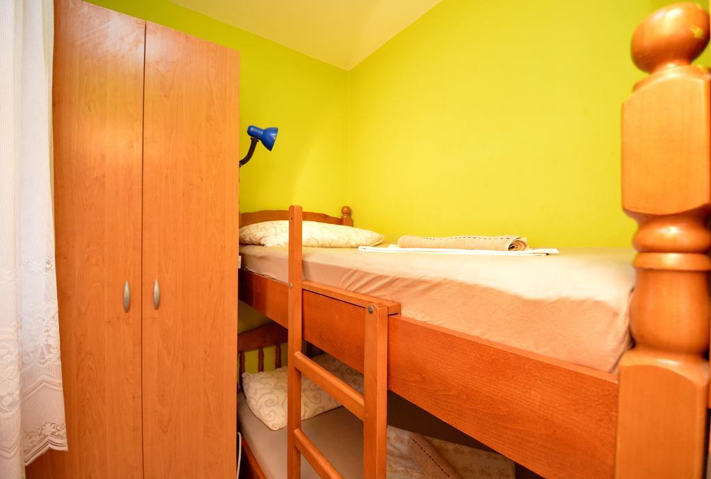 Apartments Sandra Vir Extérieur photo